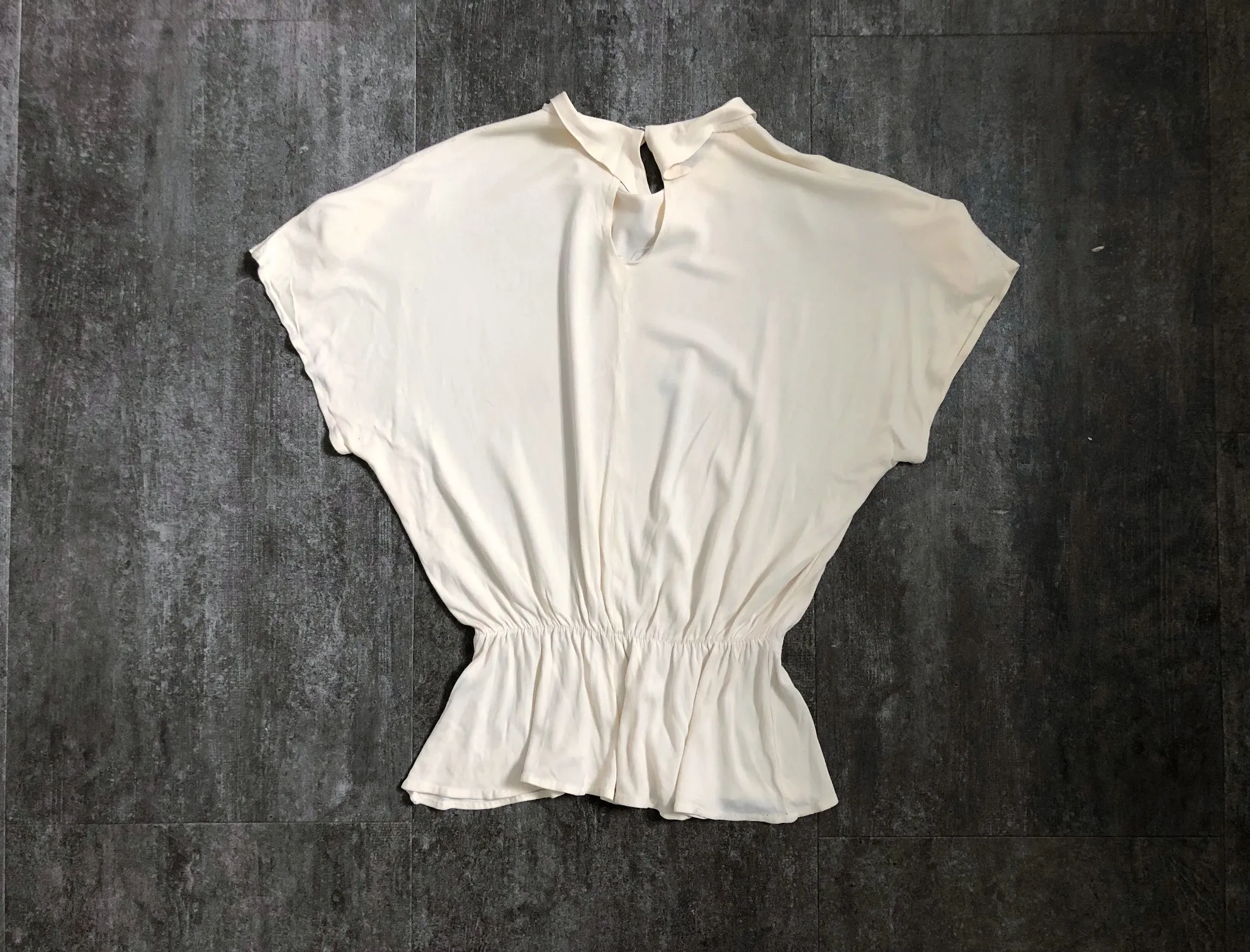 1940s butterfly blouse . vintage 40s jersey top . size xs to s