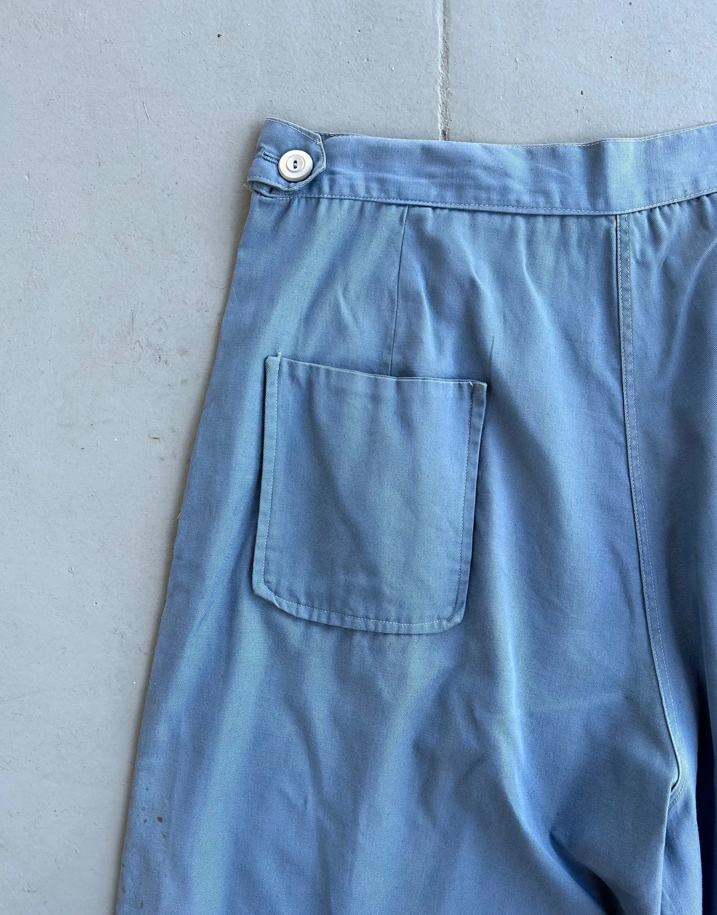 1940s workwear pants . vintage 40s factory trousers . 36 waist