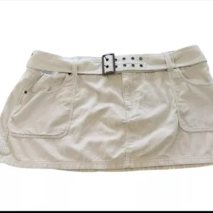 Abercrombie &amp; Fitch Vitage Y2K Cream Corduroy Short Skirt Mini Size XXL Belted