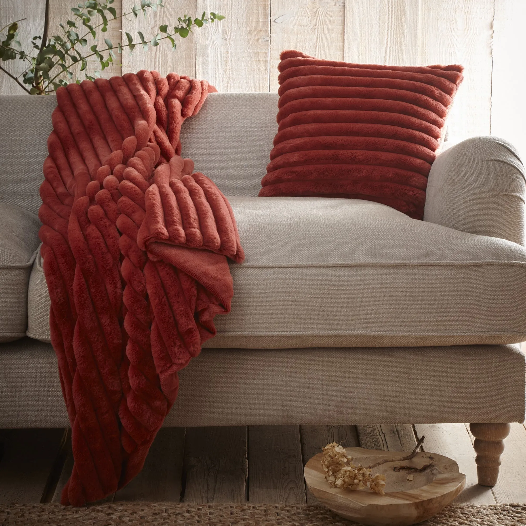 Appletree Hygge Morritz Throw - Terracotta