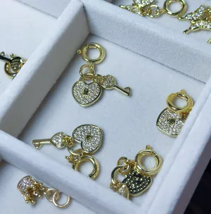 Babe Charm Bar- Lock & Key