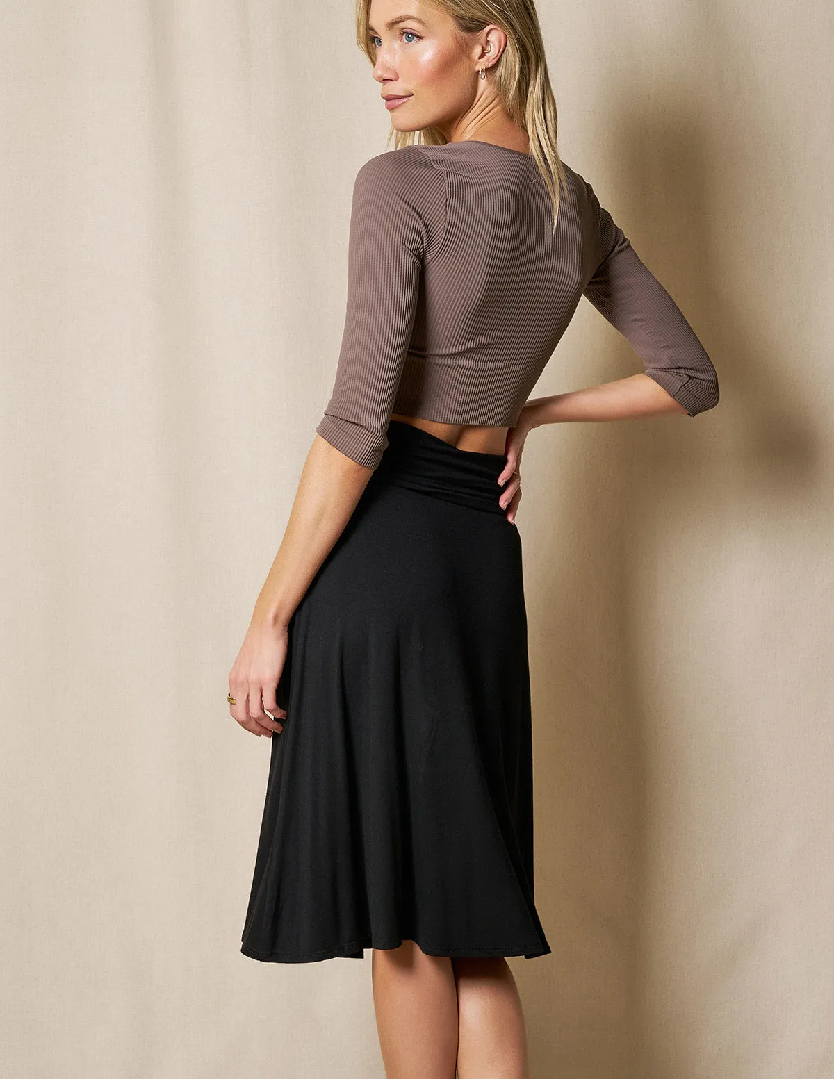 Bamboo Shirred Waist Midi Skirt - Black