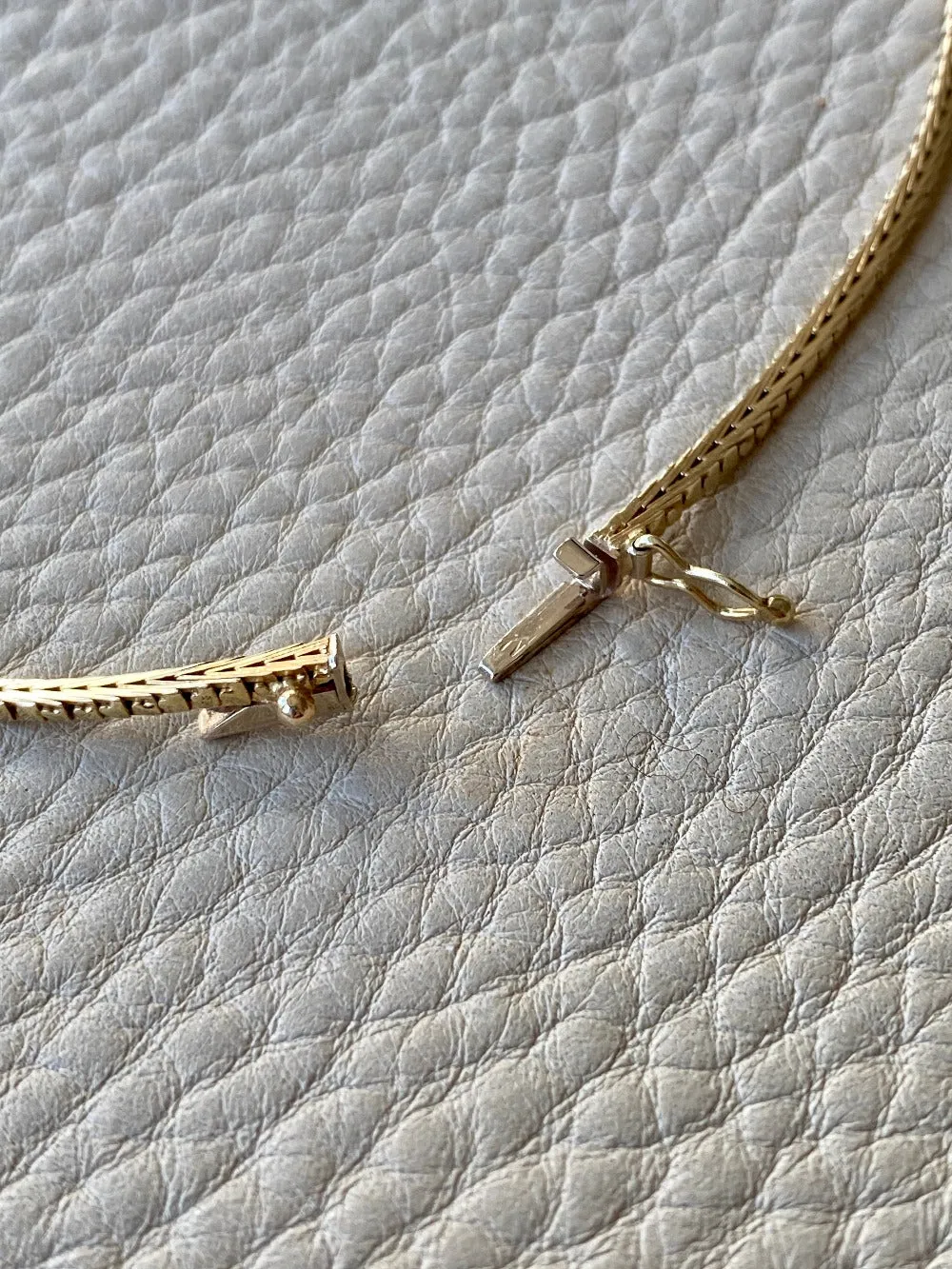 Distinctive Rare 14k gold Geneva link variation choker necklace - Denmark - 15.75 inch length