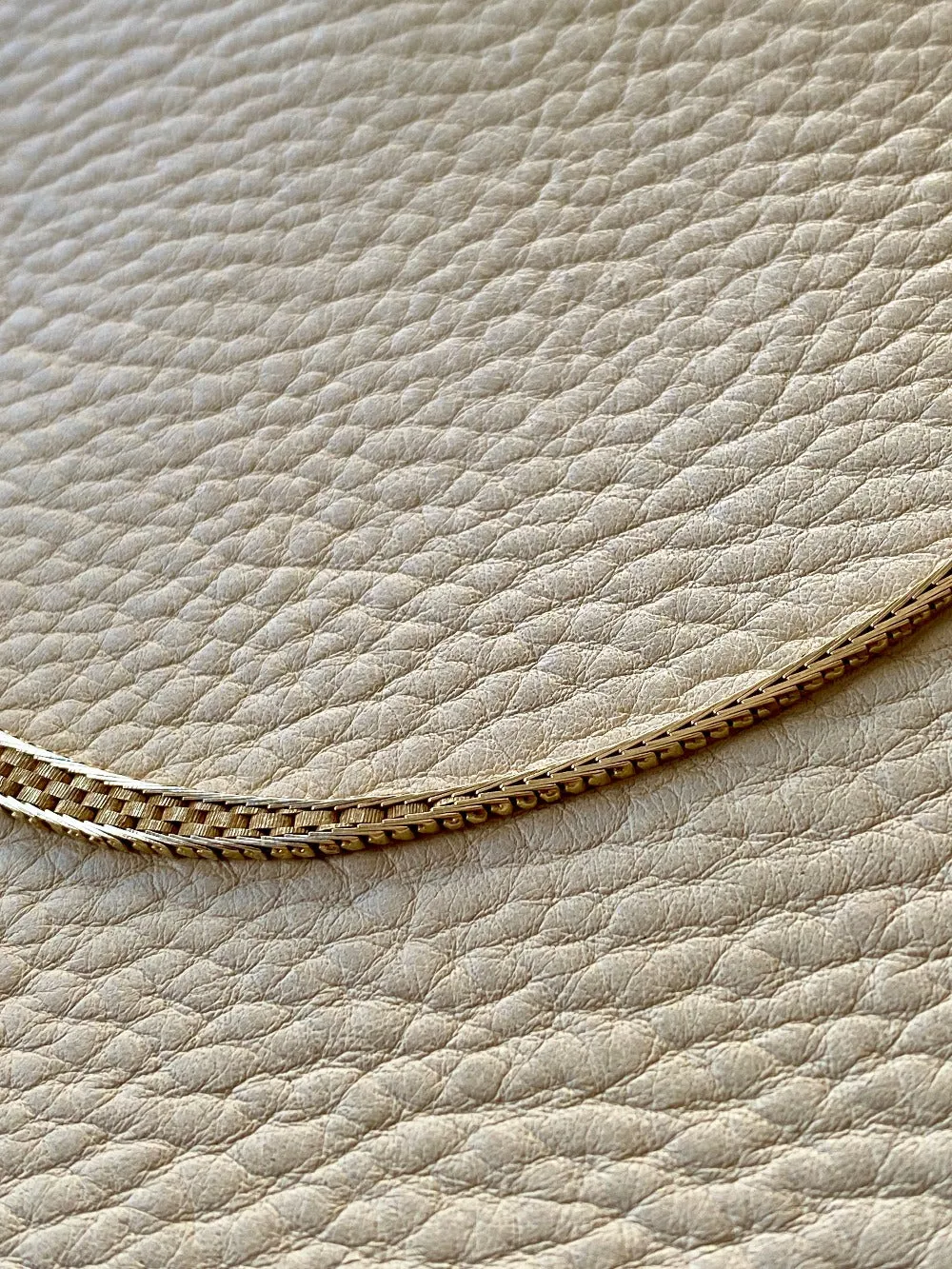 Distinctive Rare 14k gold Geneva link variation choker necklace - Denmark - 15.75 inch length