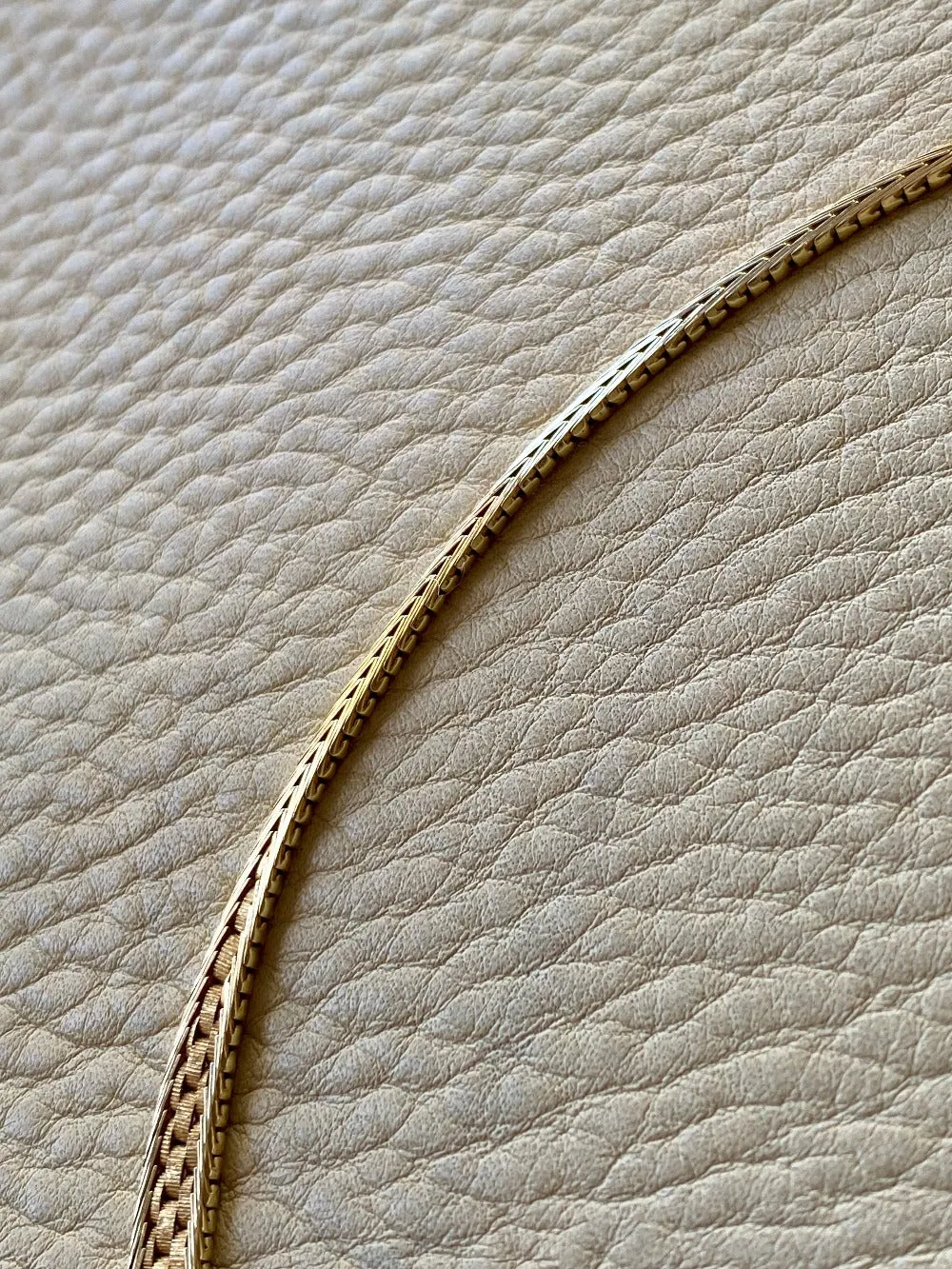 Distinctive Rare 14k gold Geneva link variation choker necklace - Denmark - 15.75 inch length