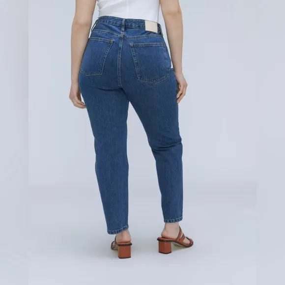 Everlane The Curvy '90s Cheeky Straight Jean Size 32 Crop (26.5” inseam)
