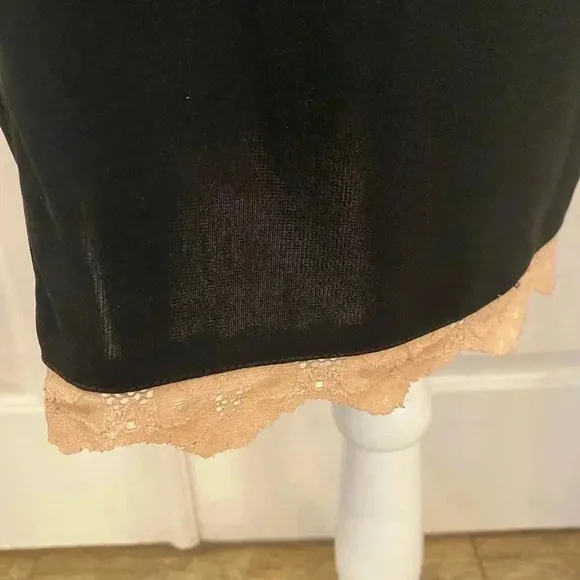 Fredericks Of Hollywood Vintage Nightgown