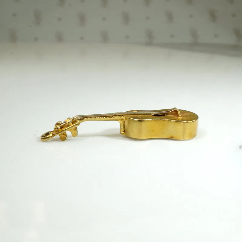 Gorgeous Little 18k Gold Acoustic Guitar Charm