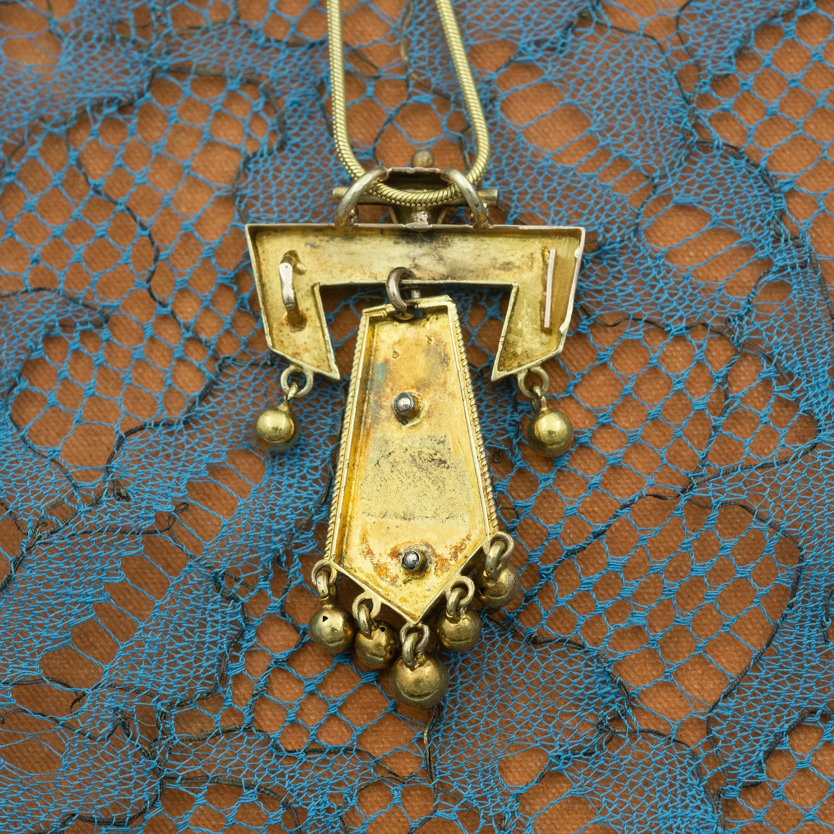 Hanging Strawflower Pendant c1880