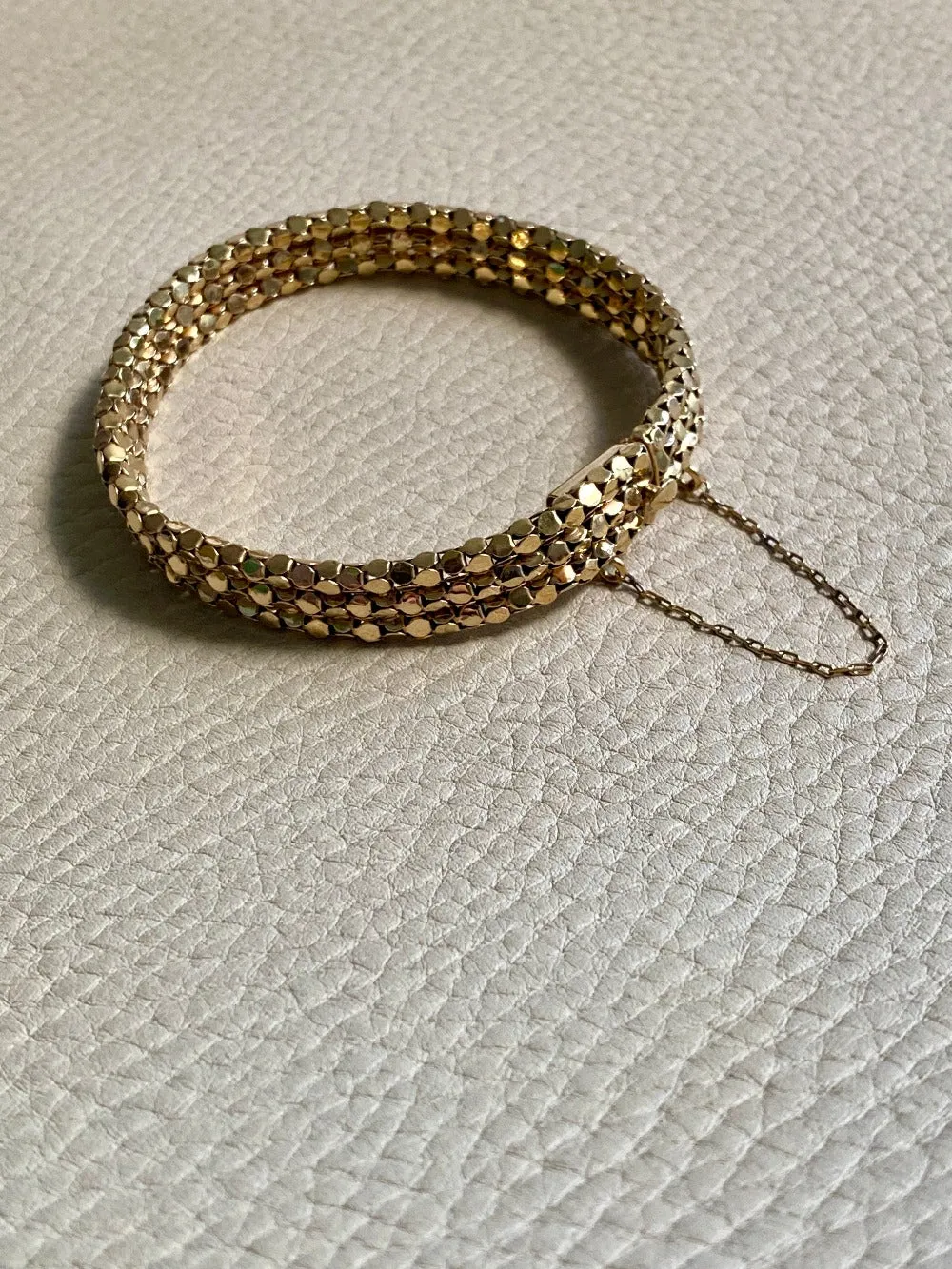 Honeycomb link triple row bracelet - 18k gold - 7 inch length