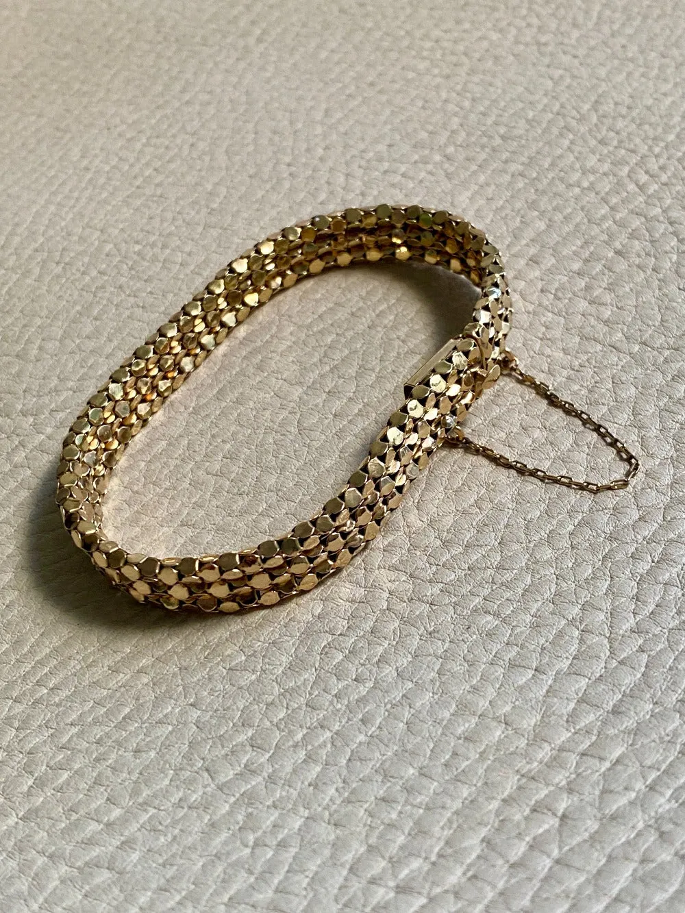 Honeycomb link triple row bracelet - 18k gold - 7 inch length