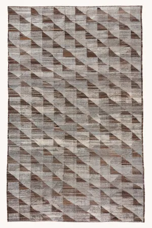 Madoc | 12'10 x 20'5