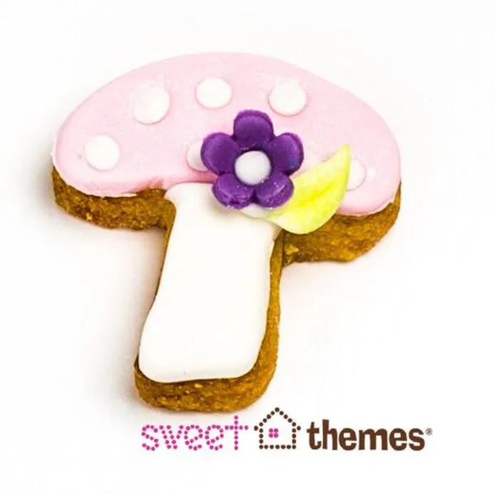Mushroom Cookie Cutter Mini 4cm