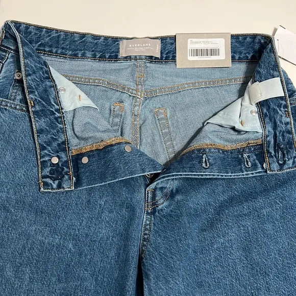 NWT Everlane The Curvy ‘90s Cheeky Straight Button Fly Jean