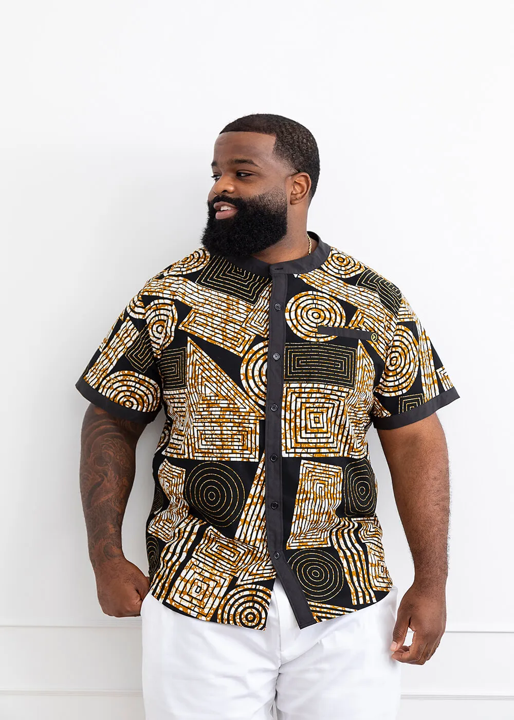 Olu Short Sleeve Mandarin Button-Up African Print Shirt (Black Brown Geometric)