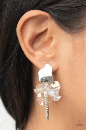 Paparazzi Harmonically Holographic Earrings White
