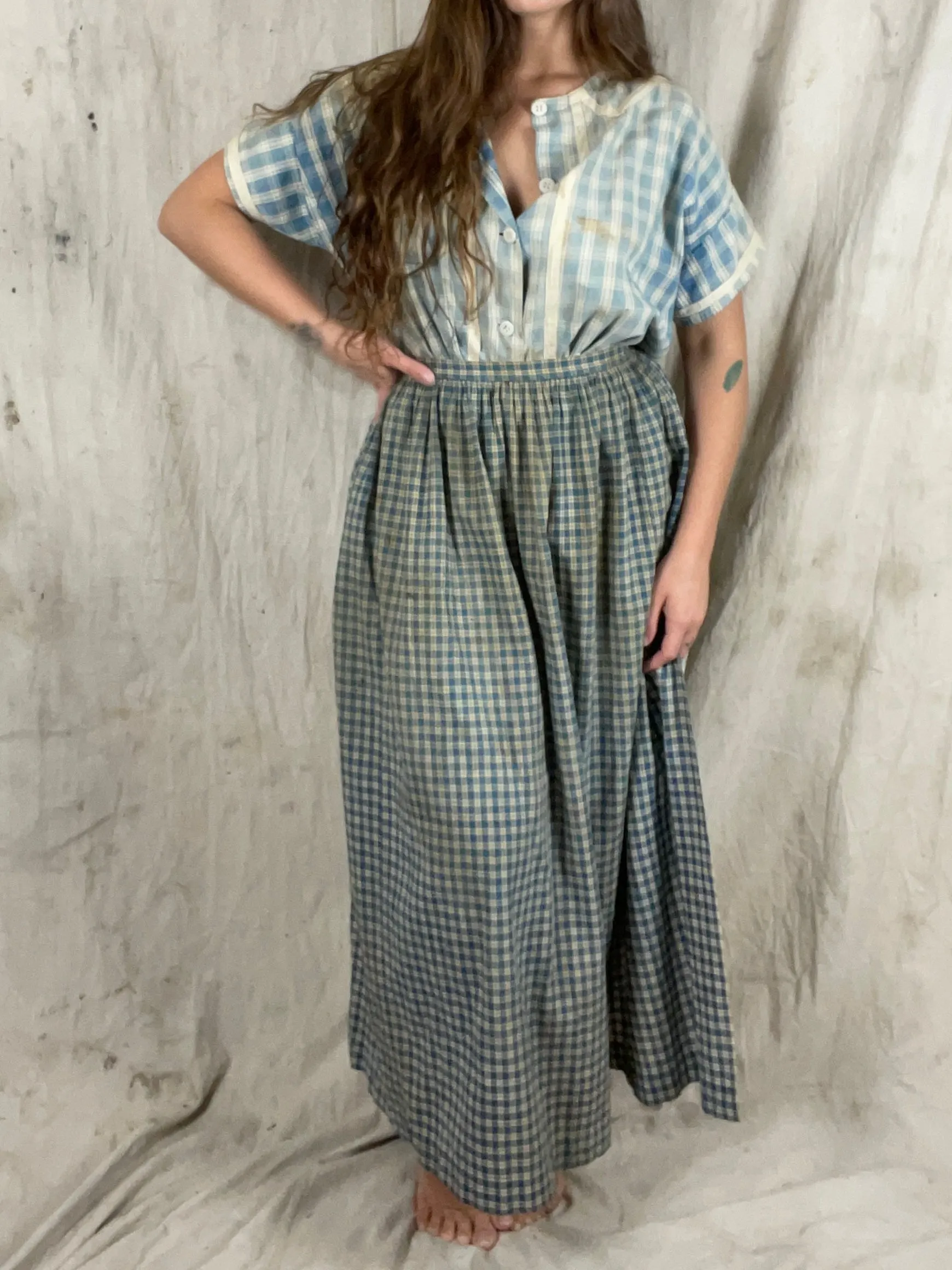 Primitive Late 19th C Gingham Homepsun Apron