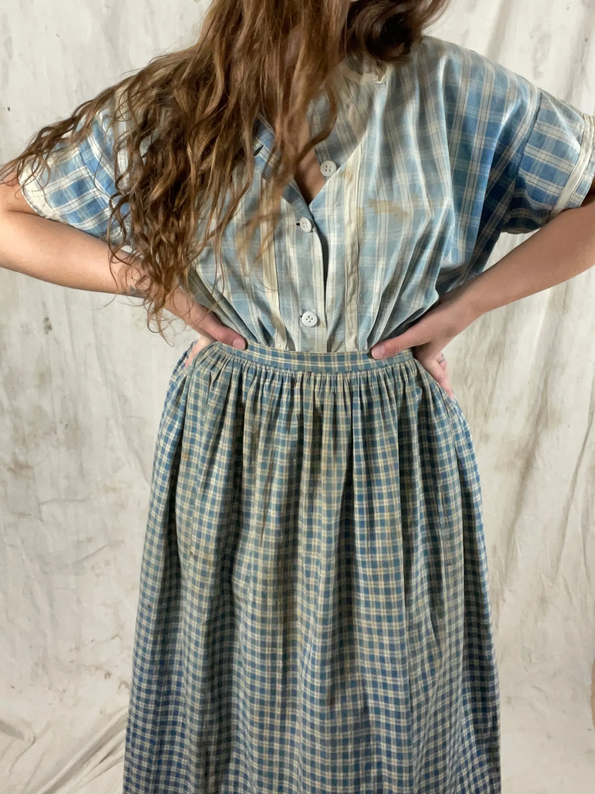 Primitive Late 19th C Gingham Homepsun Apron