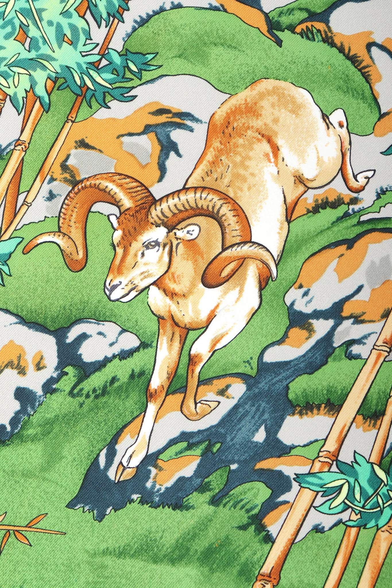 Sichuan Wildlife Scarf