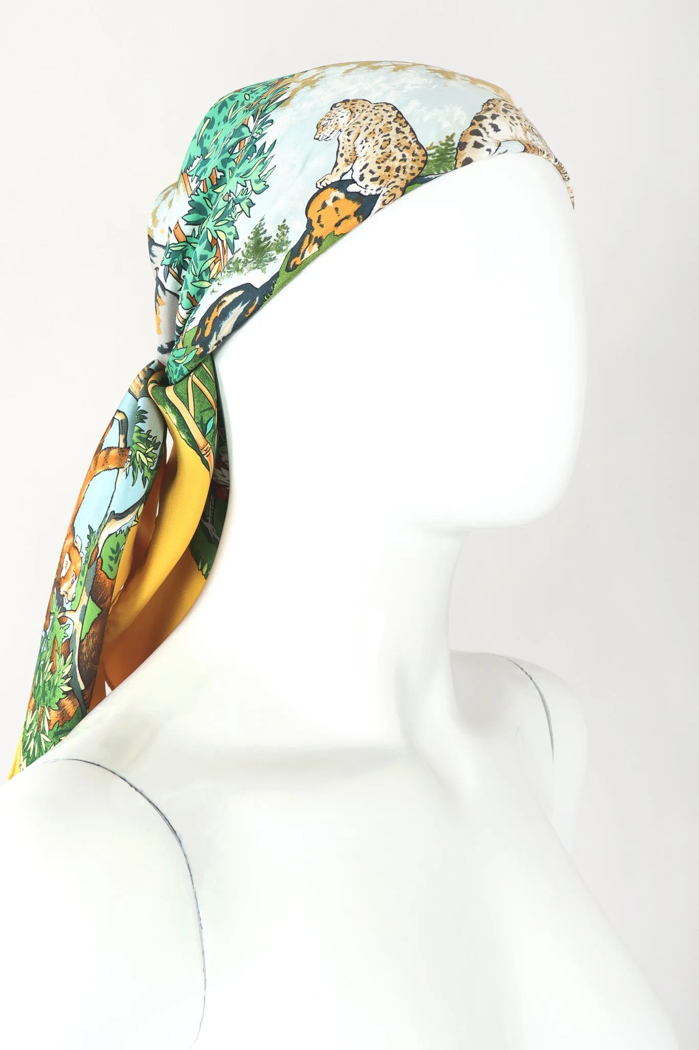 Sichuan Wildlife Scarf