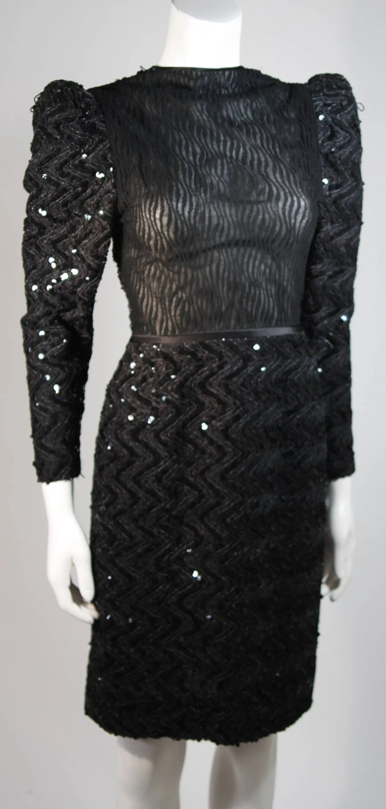 VICKY TIEL Attributed Black Sequin Cocktail Dress Size Small