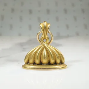 Victorian 12k Gold Scalloped Seashell Fob