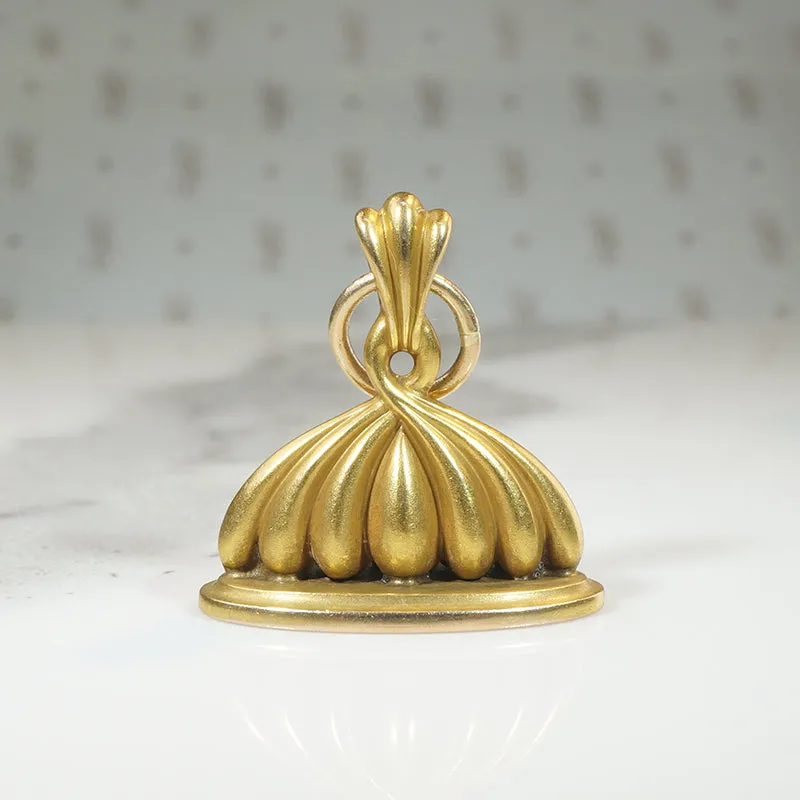 Victorian 12k Gold Scalloped Seashell Fob