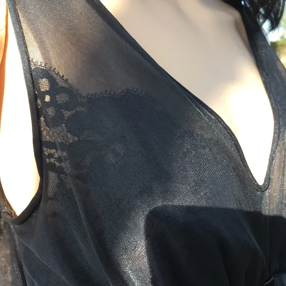 VINTAGE 1950’s BLACK VANITY FAIR NIGHTGOWN
