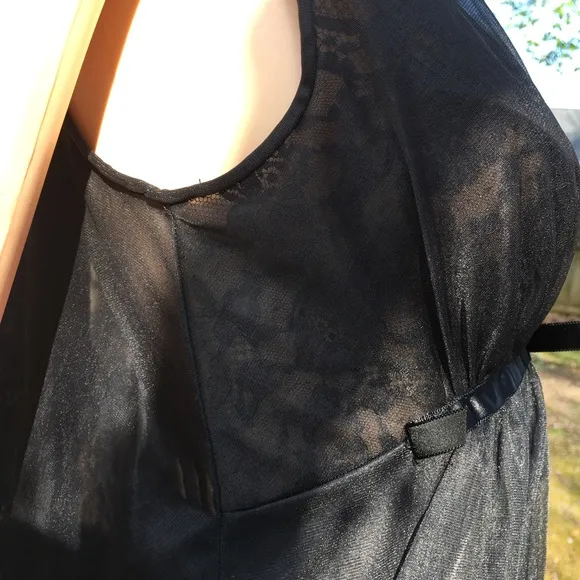 VINTAGE 1950’s BLACK VANITY FAIR NIGHTGOWN