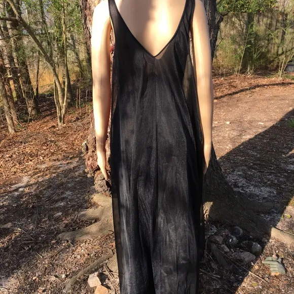 VINTAGE 1950’s BLACK VANITY FAIR NIGHTGOWN