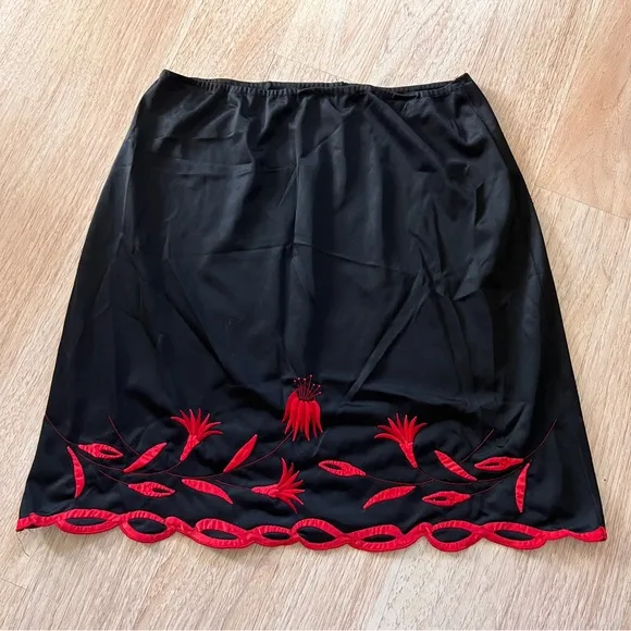 Vintage 1950’s Odette Barsa black &amp; red hand embroidered slip skirt