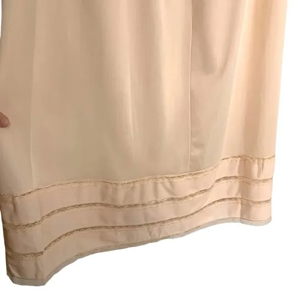 Vintage 60s Texsheen Peach Lace Side Slit Trim Full Length Slip Medium