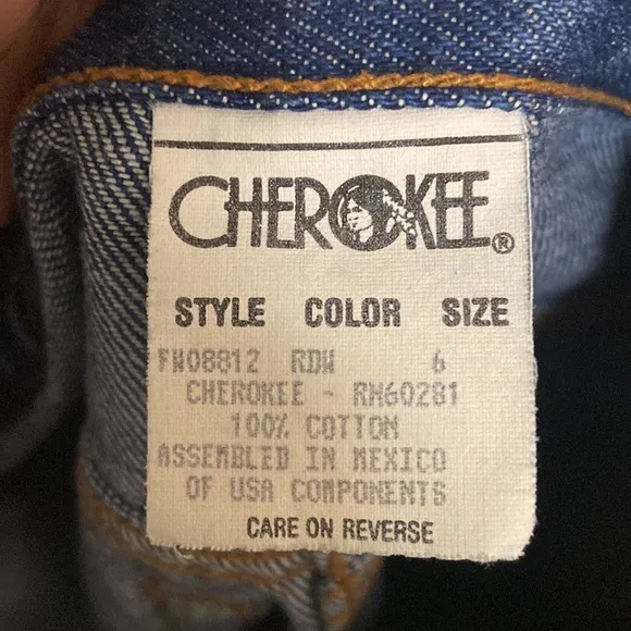 Vintage 80s Cherokee high waist blue jeans size 6