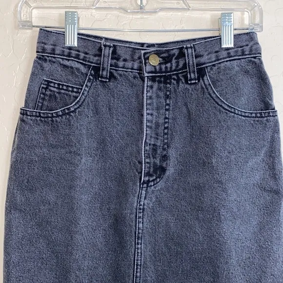 Vintage guess black jean skirt