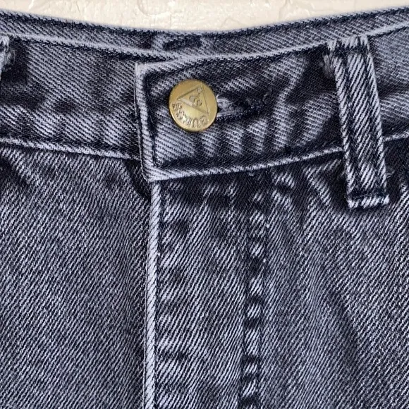 Vintage guess black jean skirt