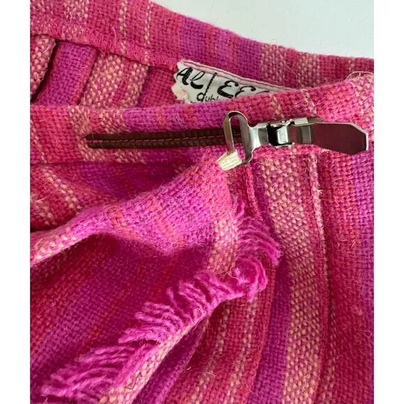 Vintage pink striped wool kilt/skirt - Ireland - Small/Medium (READ)