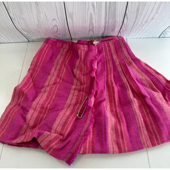 Vintage pink striped wool kilt/skirt - Ireland - Small/Medium (READ)