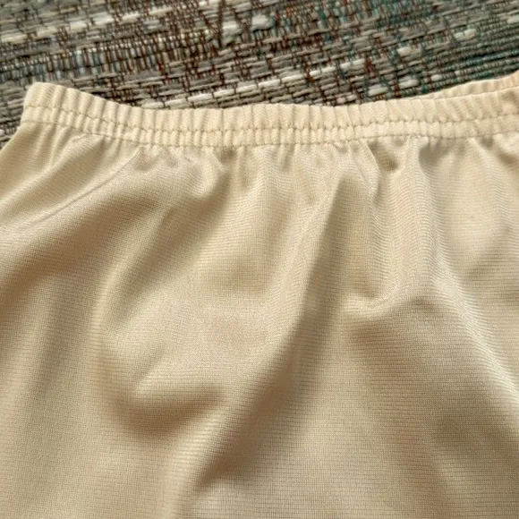 Vintage Vanity Fair Mid Length Under Garment Pants Panties Lingerie Size L (S/M)