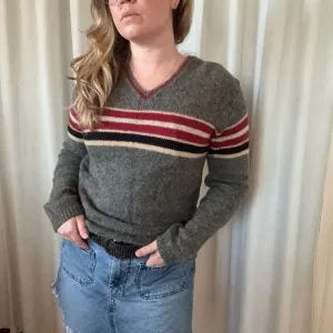 Vintage Wool (?) Sweater with graphic stripe • Size: S/M